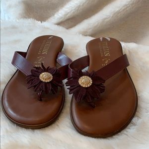 Italian shoe makers sandal size 9.5 really cute